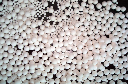 枯燥用活性氧化铝哪一种结果最好